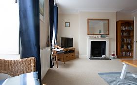 Elegant 2 Bed In The Heart Of Falmouth - Sleeps 4